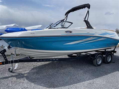 www.bayliner.com|new 2020 bayliner trophy boats.